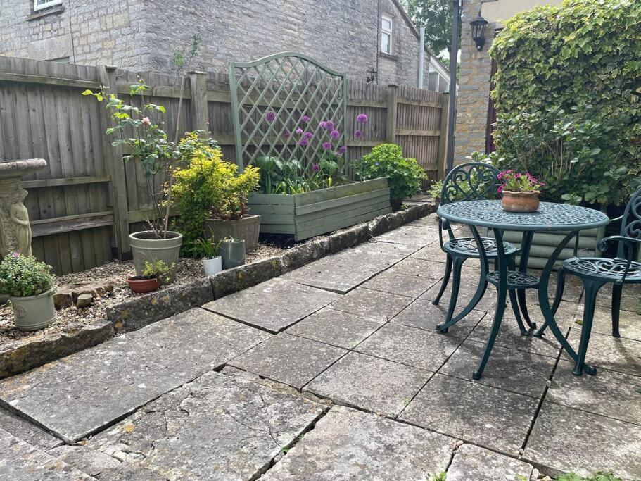 No 96 Chapel Lane - Self Contained Cottage In The Heart Of Butleigh 外观 照片
