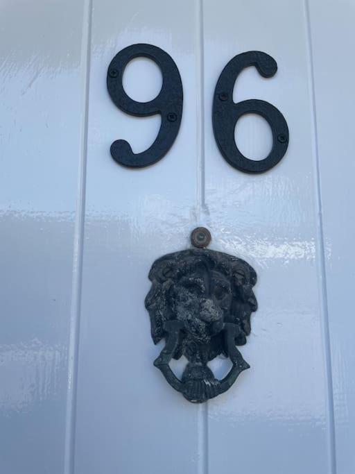 No 96 Chapel Lane - Self Contained Cottage In The Heart Of Butleigh 外观 照片