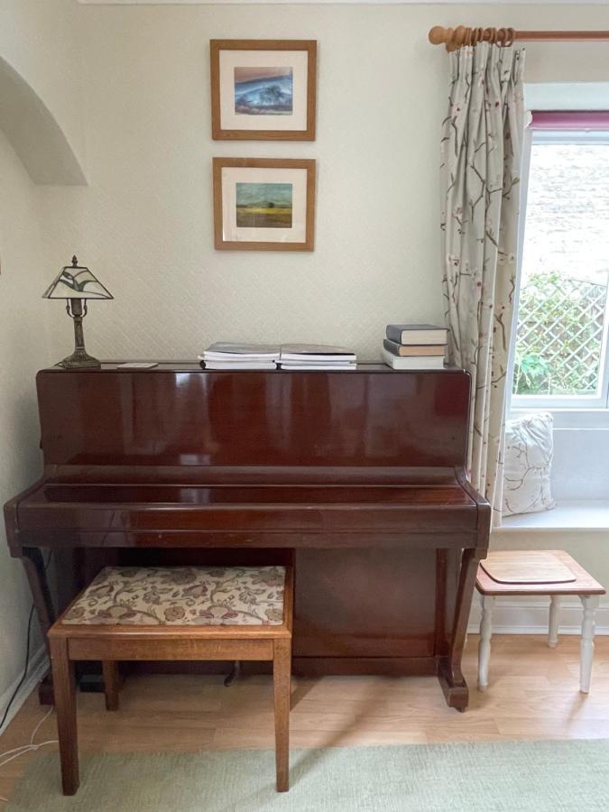 No 96 Chapel Lane - Self Contained Cottage In The Heart Of Butleigh 外观 照片